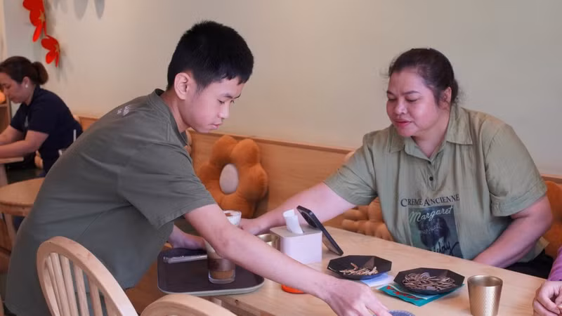 The café creates employment opportunities for autistic people. (Photo: Nha Nguyen)