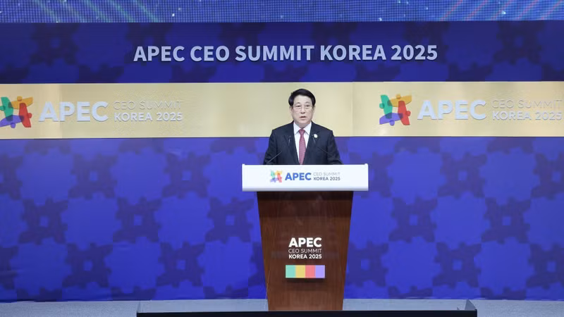 State President Luong Cuong speaks at the APEC CEO Summit Korea 2025 in Gyeongju, the Republic of Korea (RoK), on October 30, 2025. (Photo: VNA) 