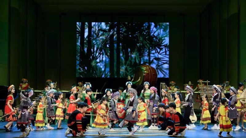 A concert of Thanh Am Xanh in January 2025.