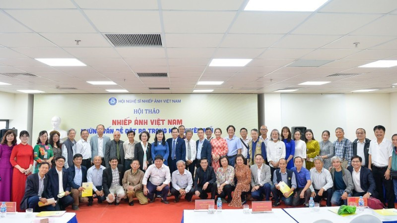 The seminar brought together managers, experts and photographers from across the country.