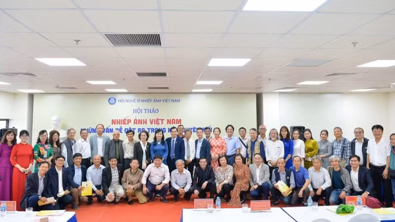 The seminar brought together managers, experts and photographers from across the country.