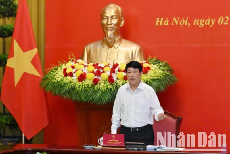 President Luong Cuong addresses the meeting.