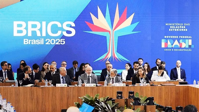 Leaders of BRICS countries and its partners at the Brazil summit 2025. (Photo: Sputnik Globe)