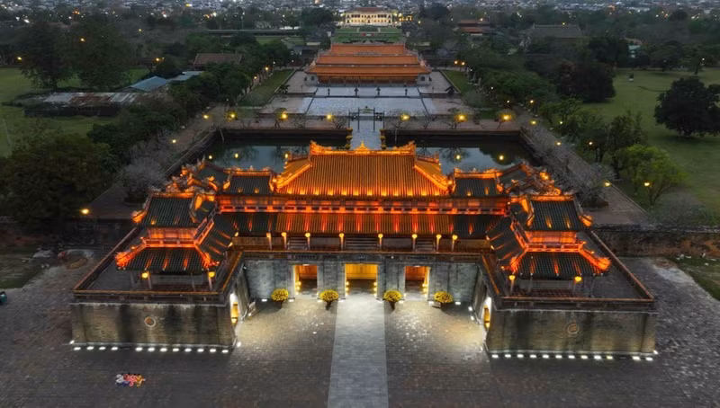 dai-noi-hue-12.jpg