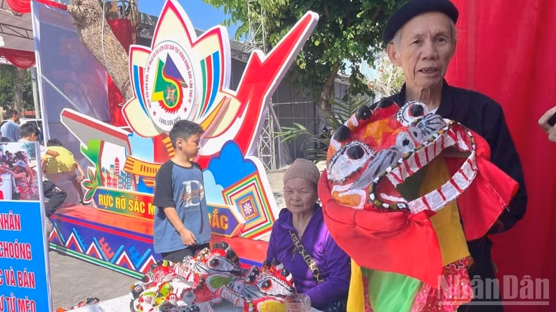 The cat-lion dance of the Tay and Nung ethnic groups in Lang Son Province will be performed during the National Day holiday.