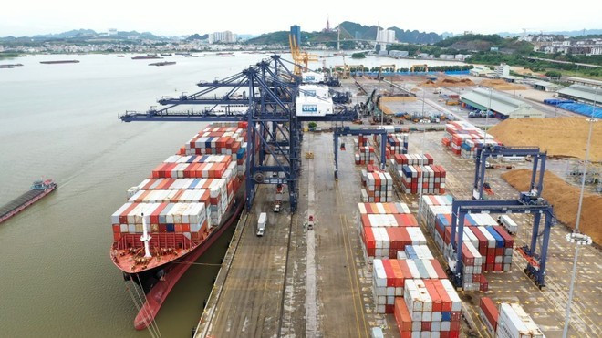 Import and export goods are handled through Cai Lan Port. (Photo: VNA)