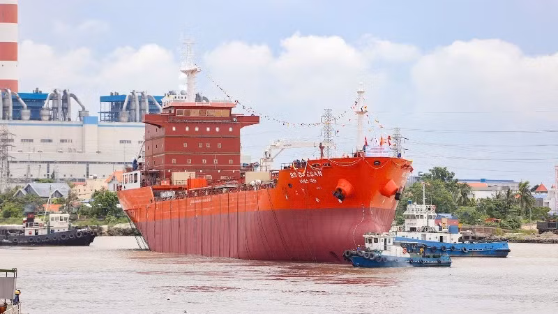 An oil/chemical tanker built by Pha Rung Shipbuilding Company for a Korean shipowner.