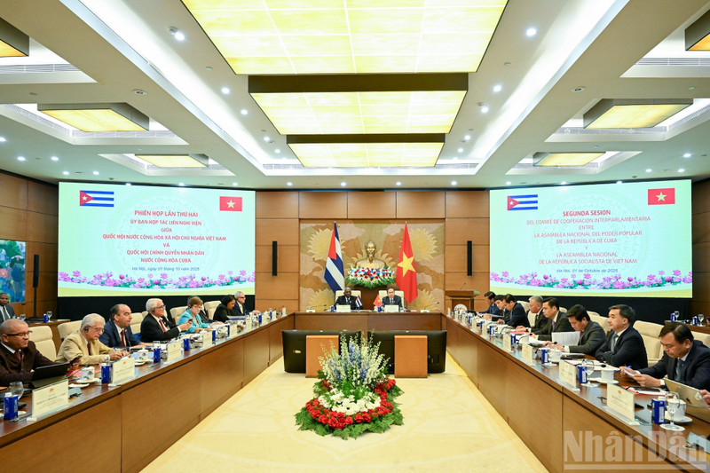 The second session of the Viet Nam-Cuba Inter-Parliamentary Cooperation Committee. (Photo: Duy Linh)