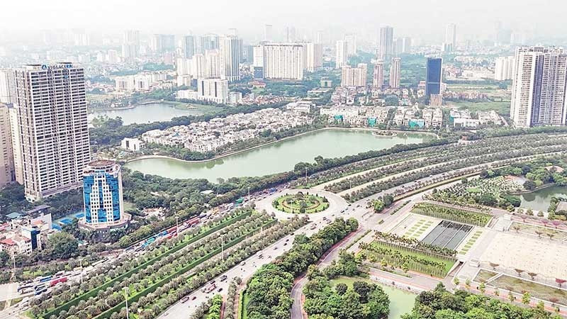 Thang Long Boulevard — a vital transport artery in western Ha Noi.