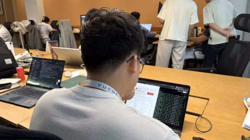 The platform cuutro.vucar.vn is designed to connect charitable groups conducting relief operations in disaster-affected areas.