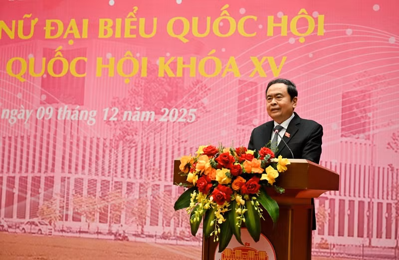 National Assembly Chairman Tran Thanh Man addresses the conference. (Photo: Duy Linh)