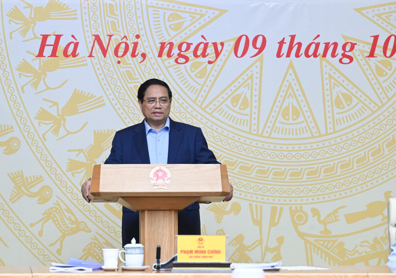 Prime Minister Pham Minh Chinh addresses the nationwide teleconference to launch the National Target Programme on Drug Prevention and Control to 2030 on October 9. (Photo: Tran Hai)