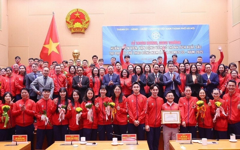 At the ceremony to honour and reward coaches and athletes who achieved outstanding results at SEA Games 33 in Ha Noi on January 7, 2025. (Photo: VNA) 