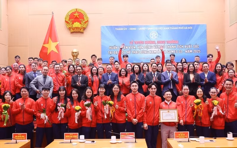 At the ceremony to honour and reward coaches and athletes who achieved outstanding results at SEA Games 33 in Ha Noi on January 7, 2025. (Photo: VNA) 