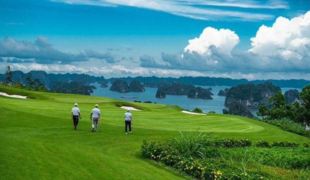 Quang Ninh resumes tourism in line with safe, flexible adaptation with COVID-19 ảnh 2 Quang Ninh resumes tourism in line with safe, flexible adaptation with COVID-19 ảnh 2
