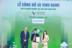 Viglacera ranked first among the Top 10 Viet Nam Green ESG Enterprises 2026 in the building materials sector. (Photo: nhandan.vn)
