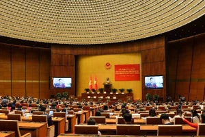 Overview of the national conference reviewing 50 years of Vietnamese literature and arts since national reunification. (Photo: MAI LU)