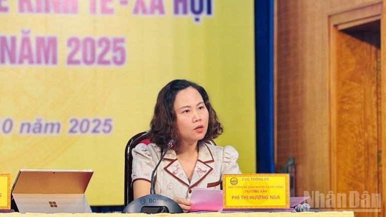 Phi Thi Huong Nga, Head of the Department of Industry and Construction Statistics, General Statistics Office. (Photo: HNV) 27-10-b4.jpg