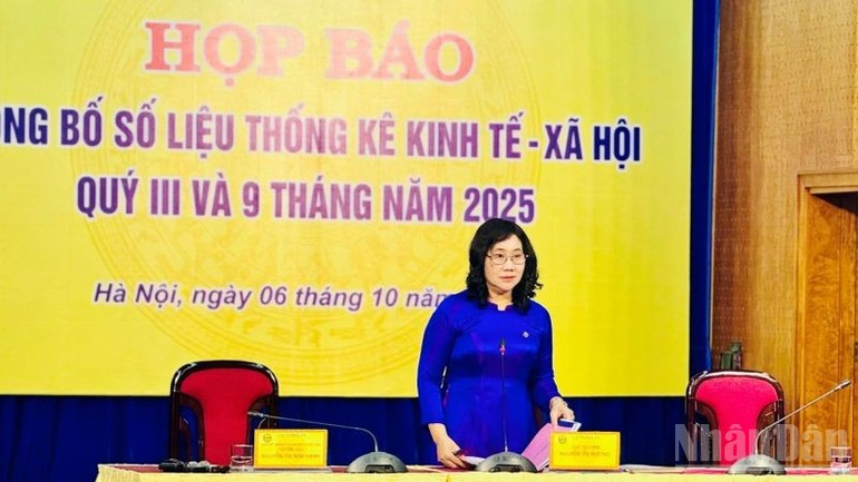 Director of the General Statistics Office Nguyen Thi Huong. (Photo: HNV) 27-10-b3.jpg