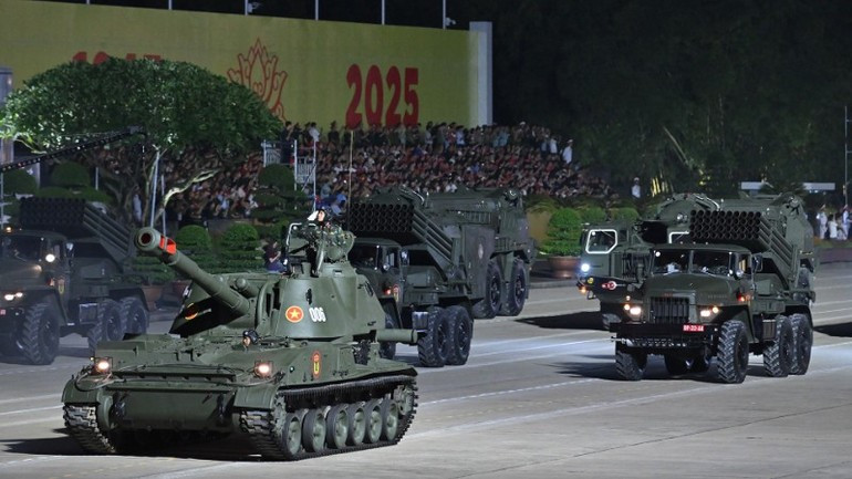 Modern equipment of the Viet Nam People's Army participating in parades and marches. (Photo: MY HA) 30-8-e2.jpg