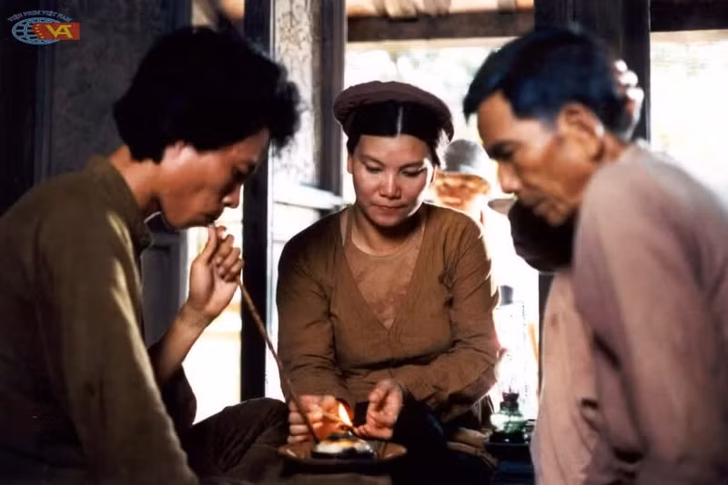 A scene from the film “Thoi xa vang” (“A Time Far Past”), screened as part of the programme “The Face of Vietnamese Cinema through 40 Years of Doi Moi (Renewal) (1986–2026)”, featuring 17 notable Vietnamese feature films from different periods.