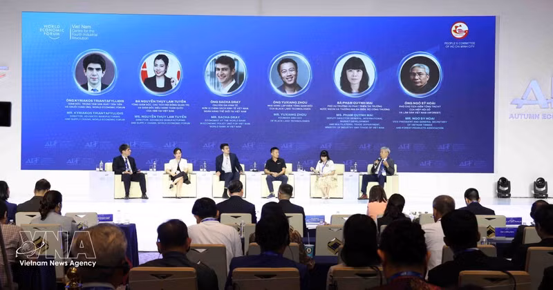 A thematic session entitled “Repositioning Viet Nam and ASEAN in Global Value Chains” within the framework of the Autumn Economic Forum 2026. (Photo: VNA)