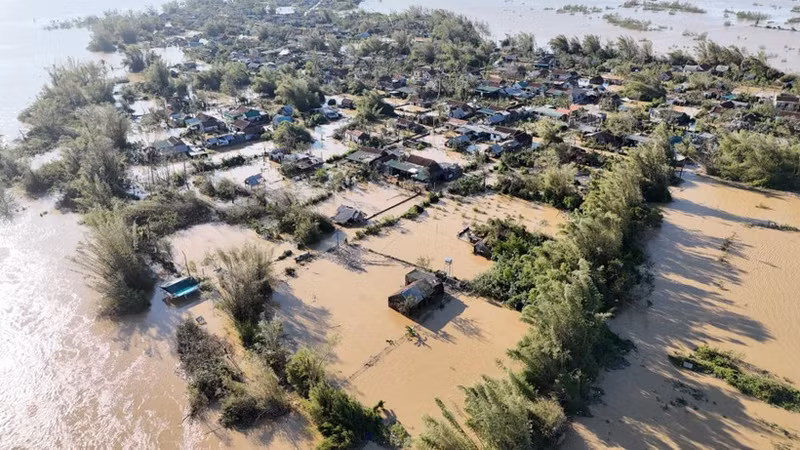 Many houses are submerged in Ha Tinh province (Photo: VNA)