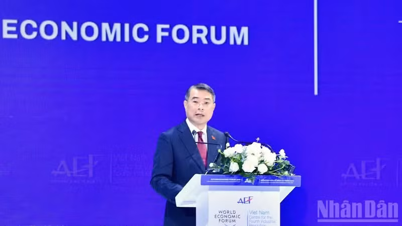 Prime Minister Le Minh Hung addresses a high-level plenary session of the Autumn Economic Forum 2026 (AEF 2026) in Ho Chi Minh City on October 28 (Photo: NDO)