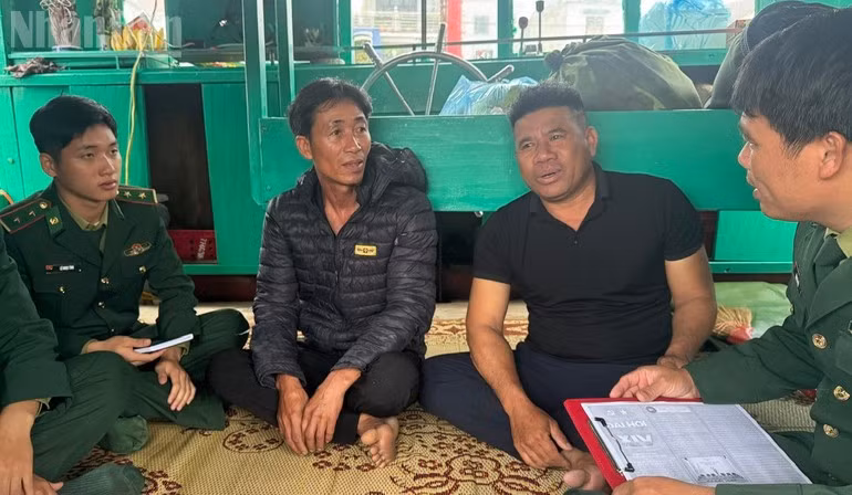 Nguyen Van Nam, a fisherman in Loc Ha Commune, shares that he has modified his offshore fishing plan to exercise his civic rights and duties on March 15.