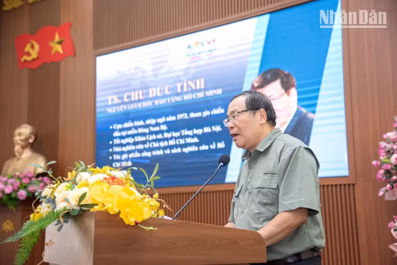 Dr Chu Duc Tinh, former Director of the Ho Chi Minh Museum, speaks about President Ho Chi Minh’s great achievements between 1911 and 1945.
