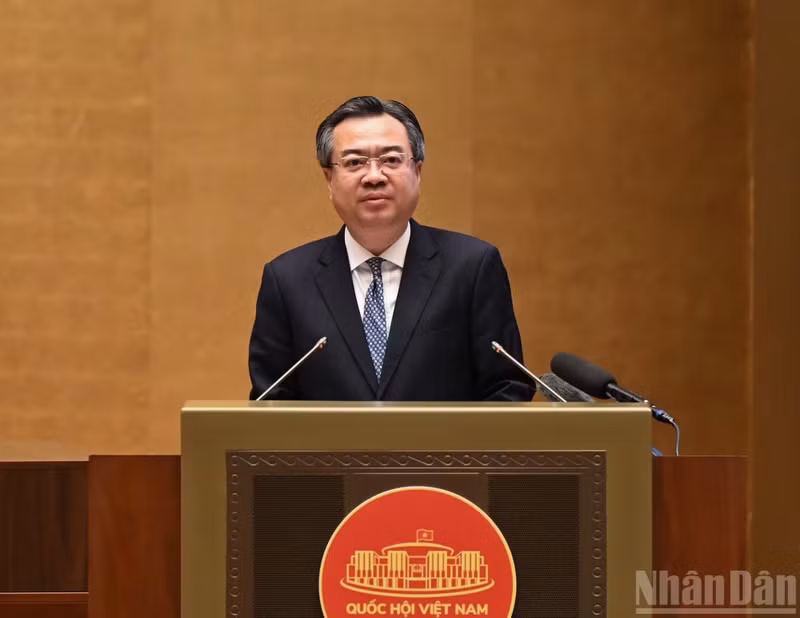 Head of the Party Central Committee’s Commission for Policy and Strategy Nguyen Thanh Nghi speaks at the national conference on September 3. (Photo: NDO)