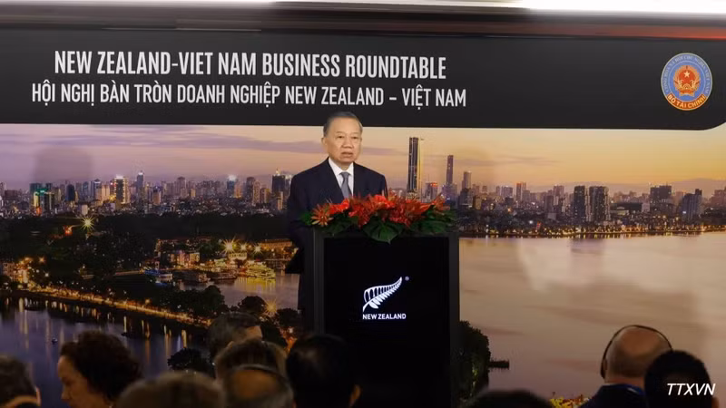 General Secretary of the Communist Party of Viet Nam Central Committee and President To Lam speaks at the New Zealand–Viet Nam Business Roundtable in Auckland on August 13. (Photo: VNA) 