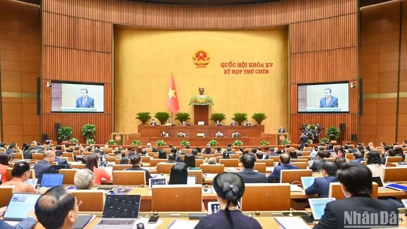 An overview of the opening session of the 9th session of the 15th NA. (Photo: DUY LINH)
