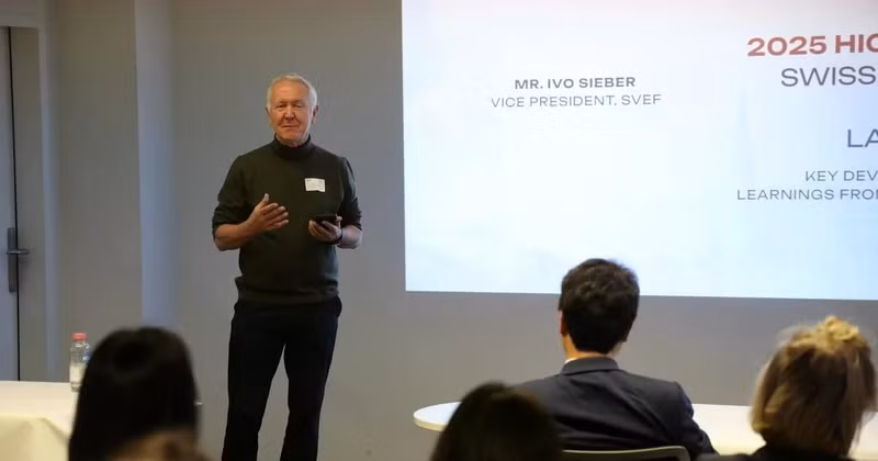 Ivo Sieber, former Swiss Ambassador to Viet Nam, speaks at an event in Zurich. (Photo: VNA)