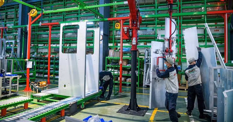 Industrial production continues to post strong year-on-year growth in August 2026. (Illustrative photo: THANH DAT)