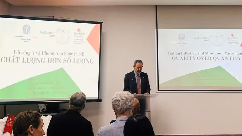 Italian Ambassador to Viet Nam Marco Della Seta speaks at the workshop. (Photo: KIM LINH)