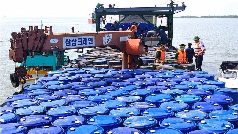 Control over fuel trading and transportation in border areas has been tightened.