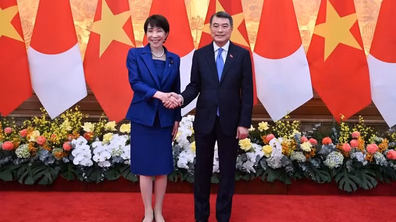 Prime Minister Le Minh Hung and Japanese Prime Minister Takaichi Sanae. (Photo: NDO)