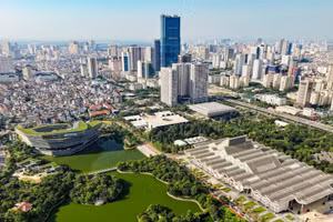 Ha Noi is becoming increasingly modern and dynamic. (Photo: THE DAI)