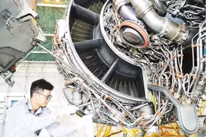 Viet Nam is still facing a shortage of high-quality human resources in the aviation sector. Photo: KHIEU MINH