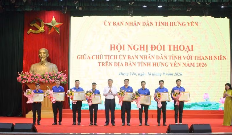 18-9-doi-thoai-thanh-nien.jpg
