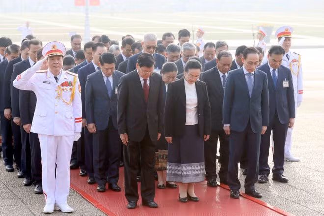 27-1-laos2.jpg