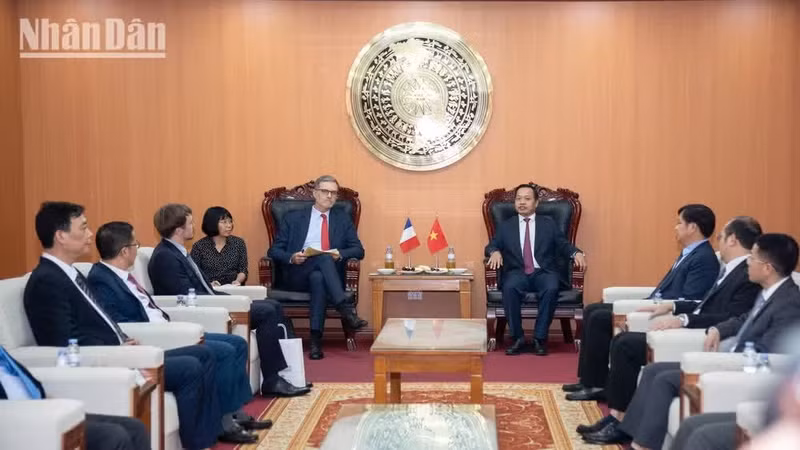 Both sides agree that their shared historical memories provide a foundation for building a sustainable future. (Photo: Minh Duy)