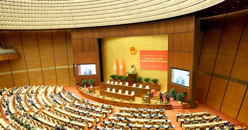 A view of the national conference held by the Politburo and the Secretariat of the Party Central Committee to disseminate and implement the Resolution of the 14th National Party Congress, on February 7 (Photo: VNA)