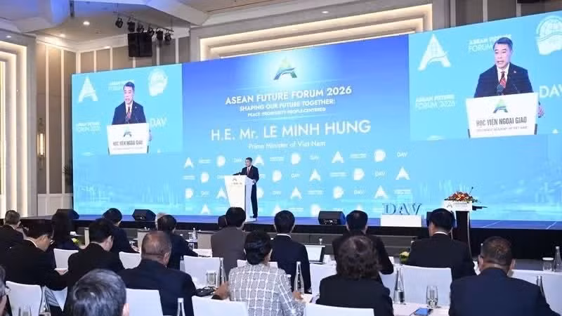 Prime Minister Le Minh Hung delivers remarks at the opening session of the third ASEAN Future Forum. (Photo: TRAN HAI)