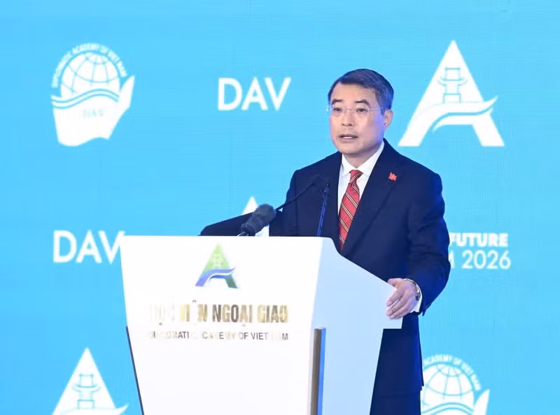 Prime Minister Le Minh Hung delivers a keynote address at the opening session of the third ASEAN Future Forum 2026 on June 9. (Photo: TRAN HAI)