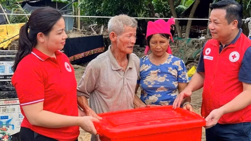 Over the past term, the Viet Nam Red Cross Society provides assistance to more than 2.6 million people affected by natural disasters and other emergencies.