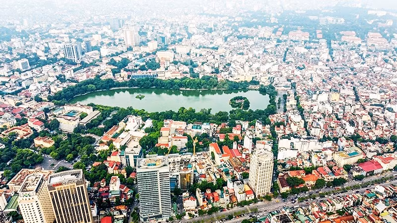 Hoan Kiem Lake viewed from the Red River. (Photo: KHIEU MINH)