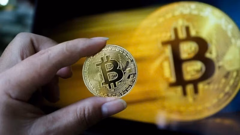 The Digital Technology Industry Law is considered a crucial legal framework, paving the way for the development orientation of the digital financial market in Viet Nam. (Illustrative image)