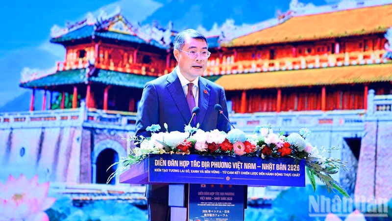 Prime Minister Le Minh Hung speaks at the 2026 Viet Nam-Japan Local Cooperation Forum in Hue city on September 6. (Photo: THANH GIANG)